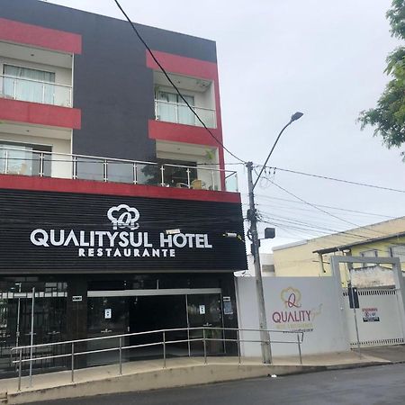 Hotel Qualitysul Teixeira de Freitas Exterior foto